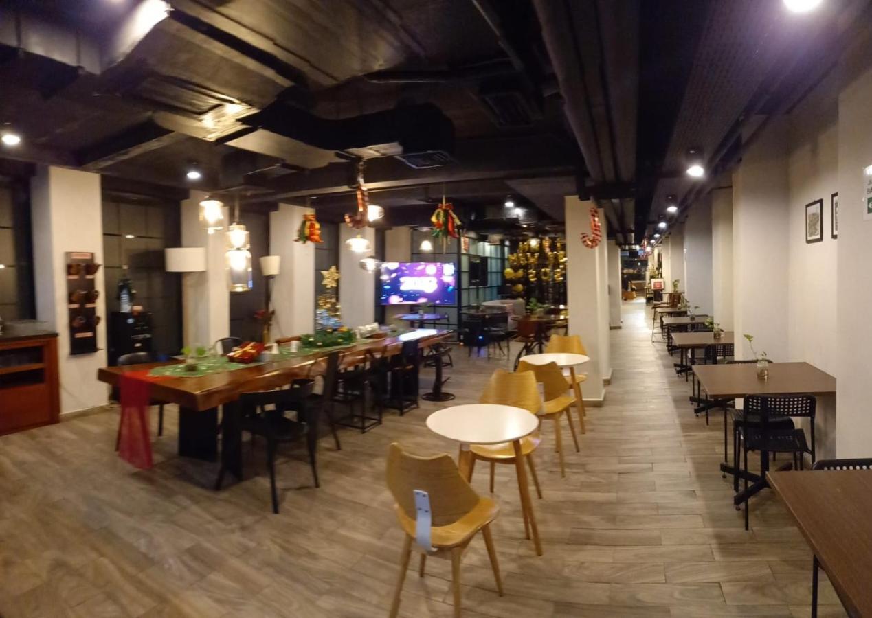S Loft Manado Exterior foto